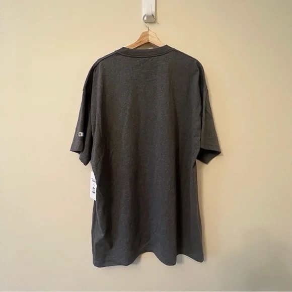 Disney Collection by Neff XXL Shirt - Picture 3 of 5
